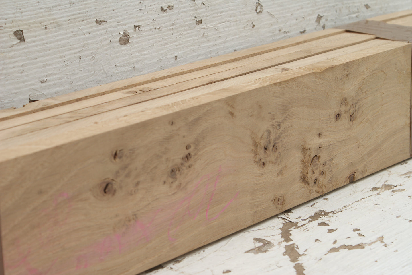 5x Character grade oak pack 700 L x 100 W x 17 D (mm) (630)