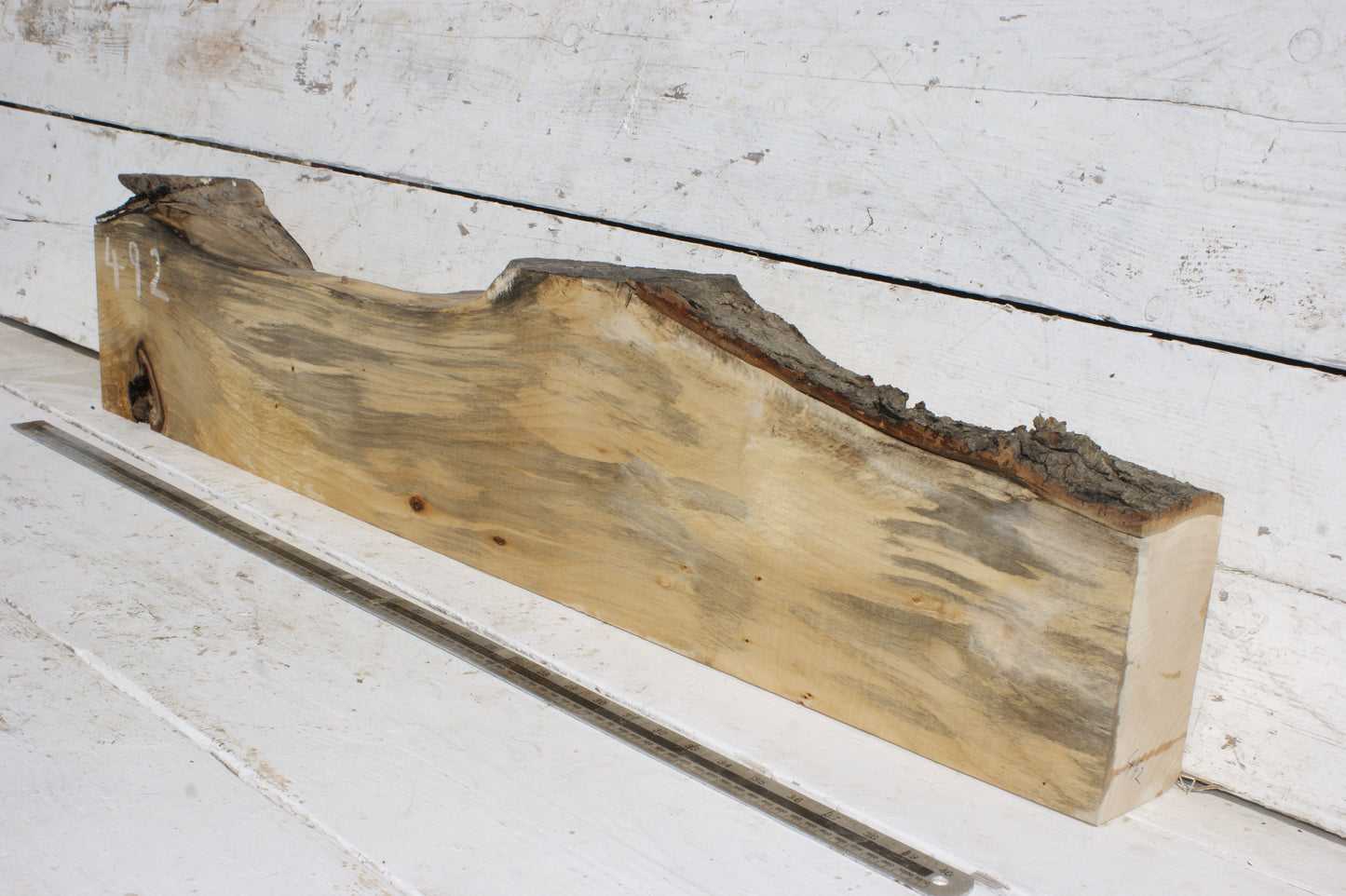 LIME MANTLE 1056 L x 212 - 150 W x 76 D mm  (492)