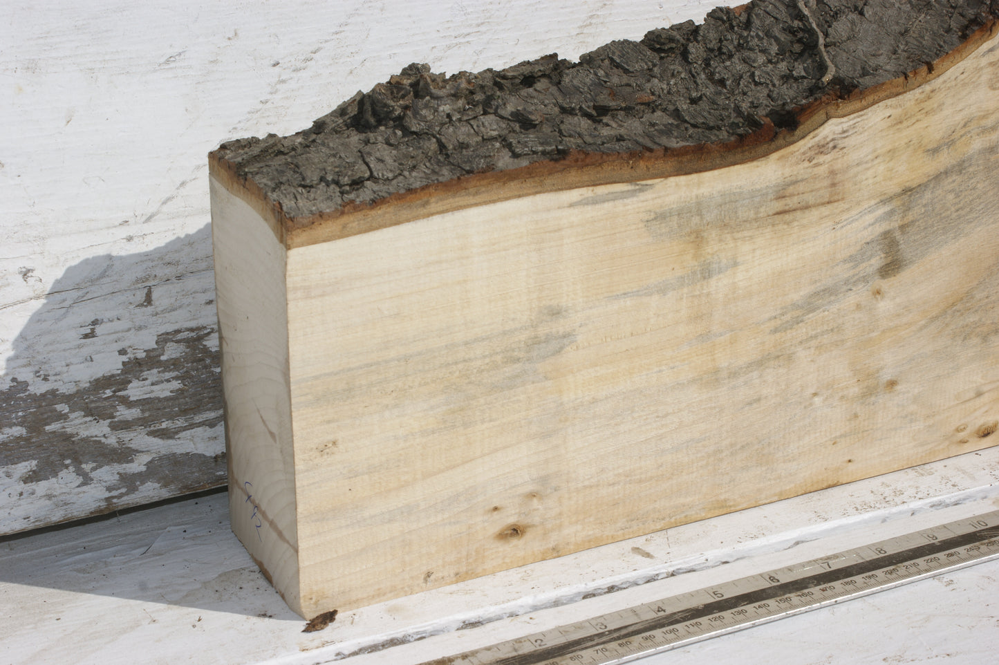 LIME MANTLE 1056 L x 212 - 150 W x 76 D mm  (492)