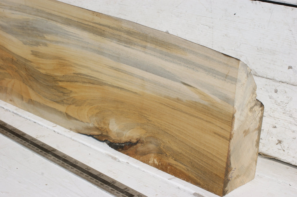 LIME MANTLE  1141 L x 220 - 182 W x 78 D mm  (494) Lime