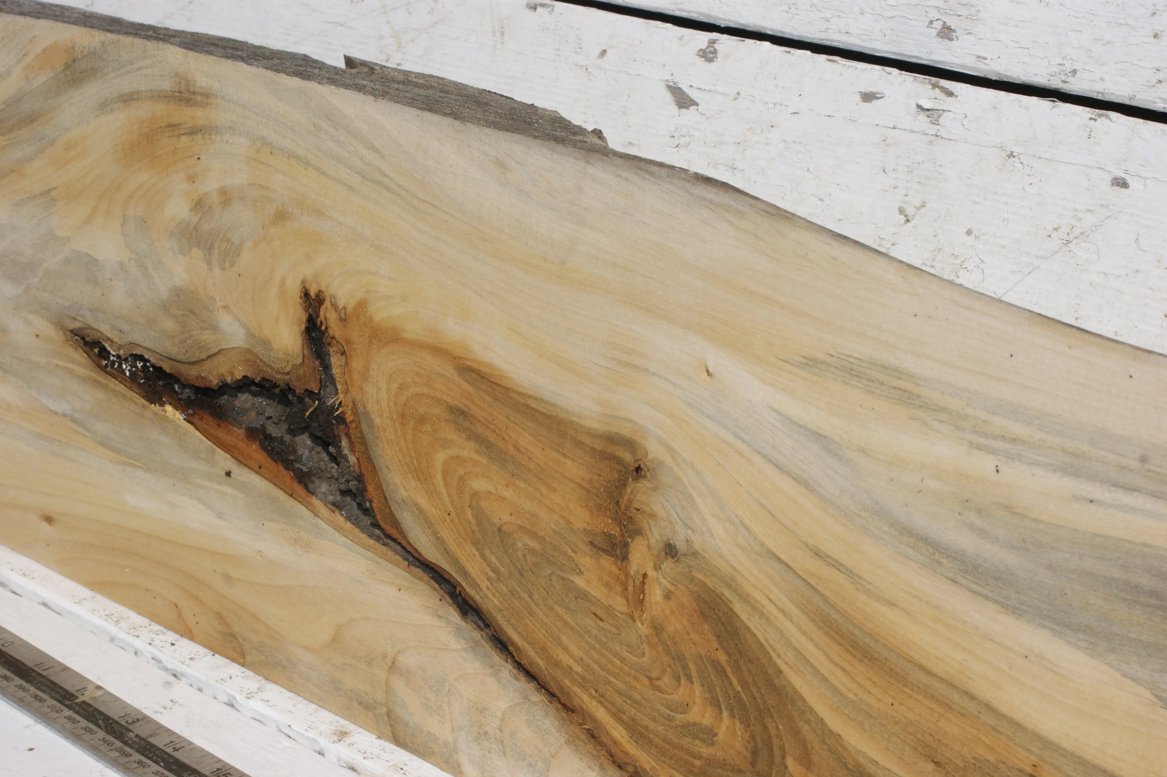 LIME MANTLE  1141 L x 220 - 182 W x 78 D mm  (494) Lime