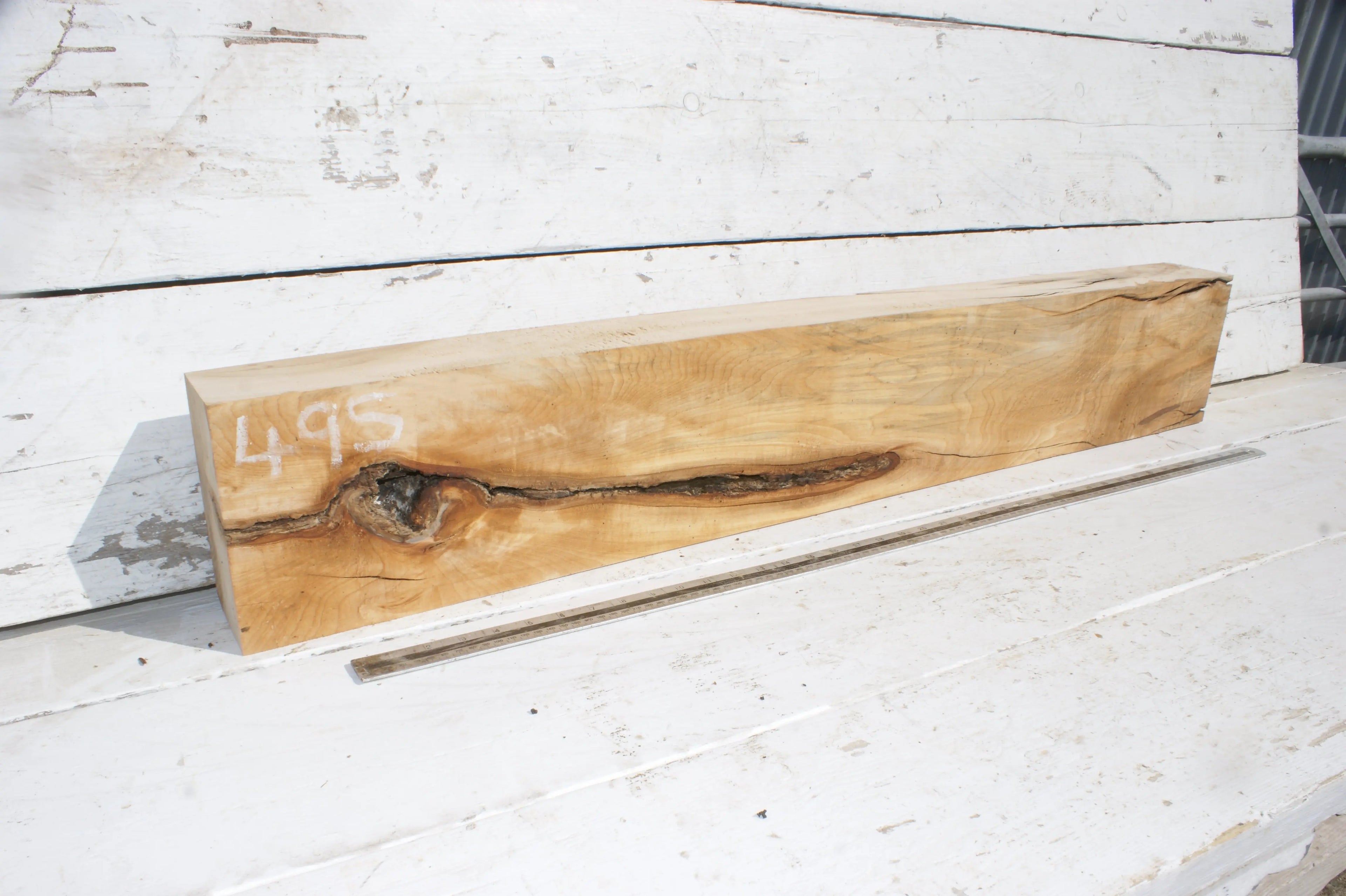 LIME MANTLE  1132 L x 176 W x 88 D mm  (495) Lime