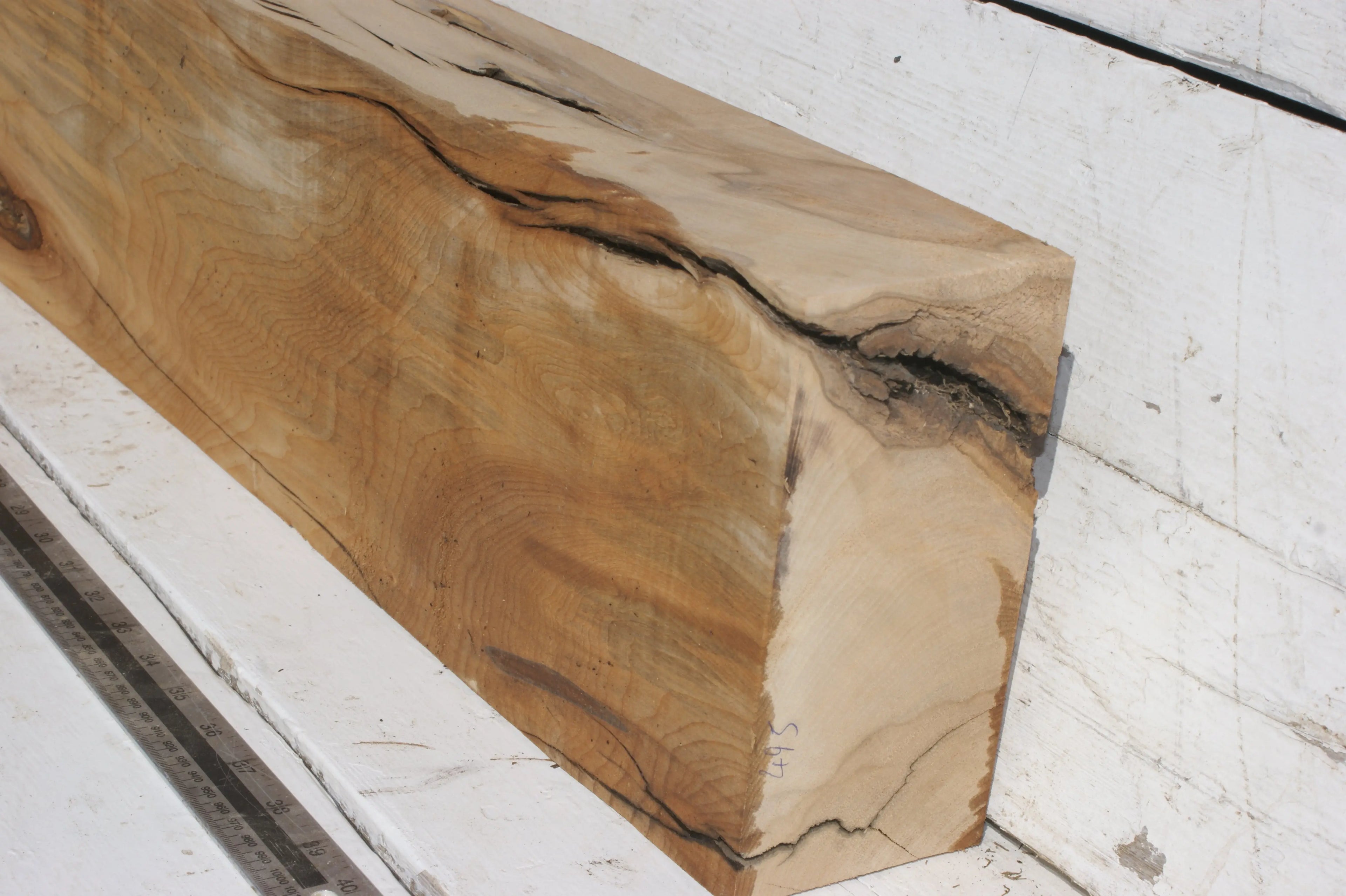 LIME MANTLE  1132 L x 176 W x 88 D mm  (495) Lime
