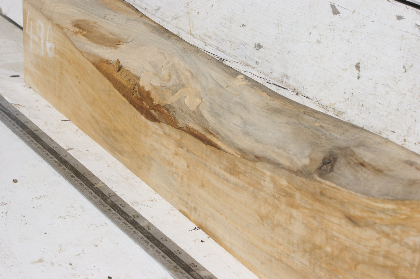 LIME MANTLE 1119 L x 200 - 69 W x 67 D mm  (496)