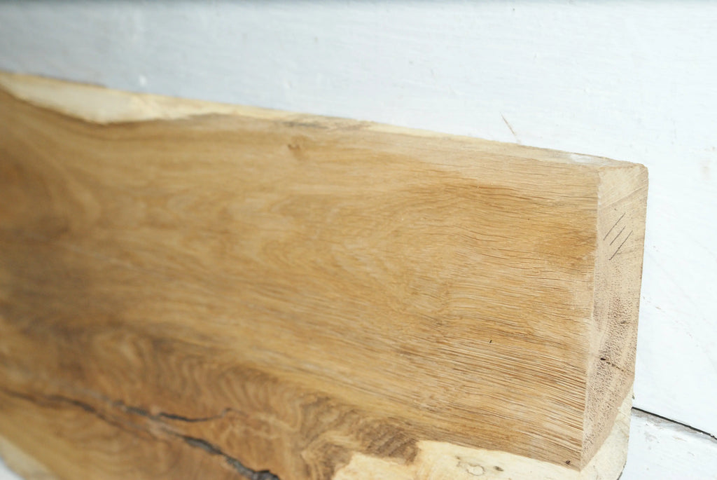 Oak 1019 L x 296 - 179  W x 30 D (mm) (111) Oak