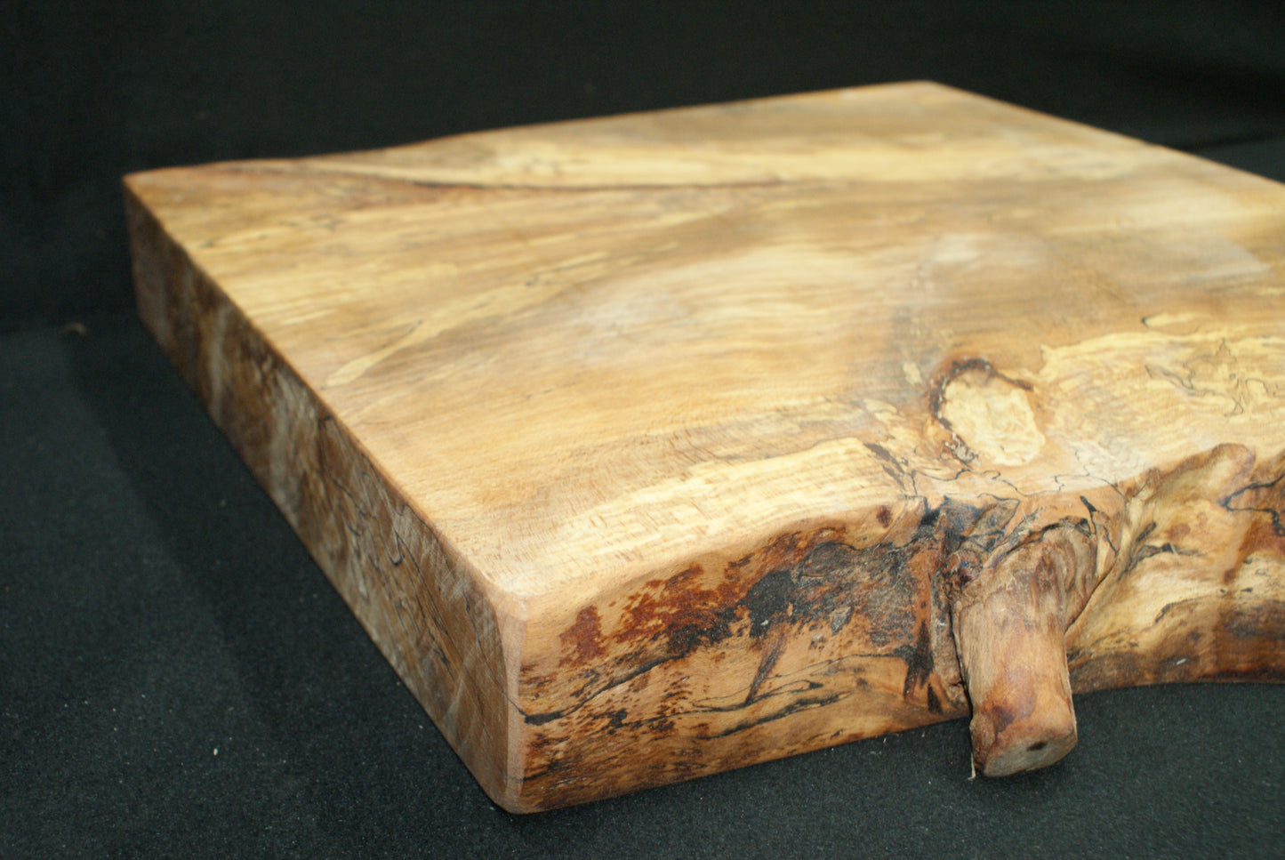Chunky Beech Chopping board 450 L x 495 - 375 W x 65 D (mm)       (003)