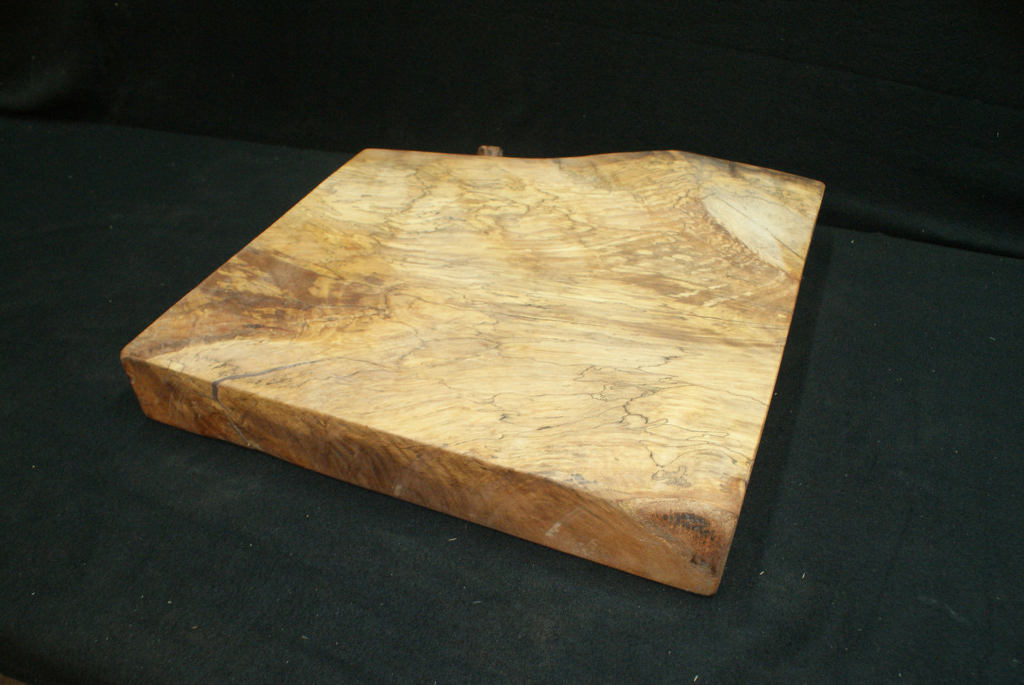 Chunky Beech Chopping board 450 L x 495 - 375 W x 65 D (mm)       (003)