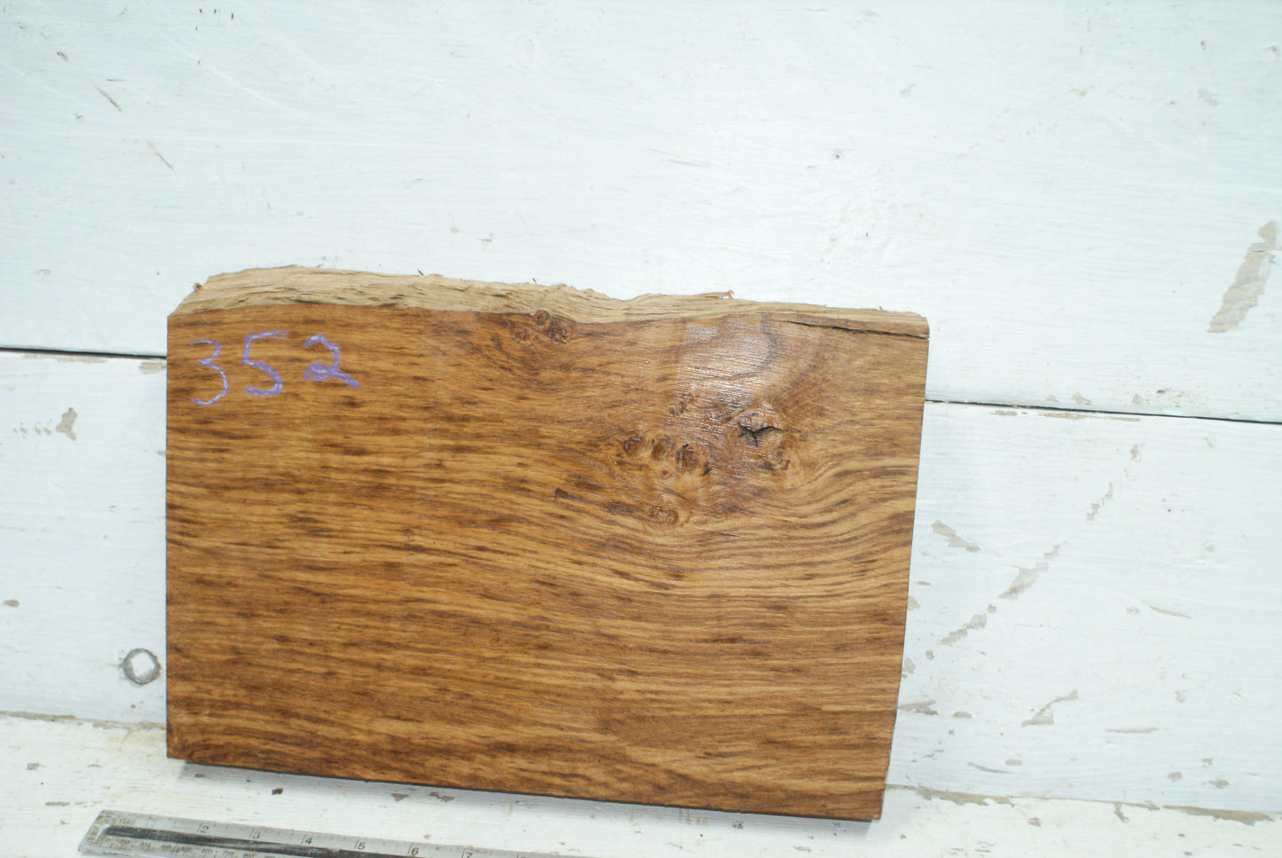 Pippy Brown Oak 350 L x 240-235 W x 60 D (mm) (352)