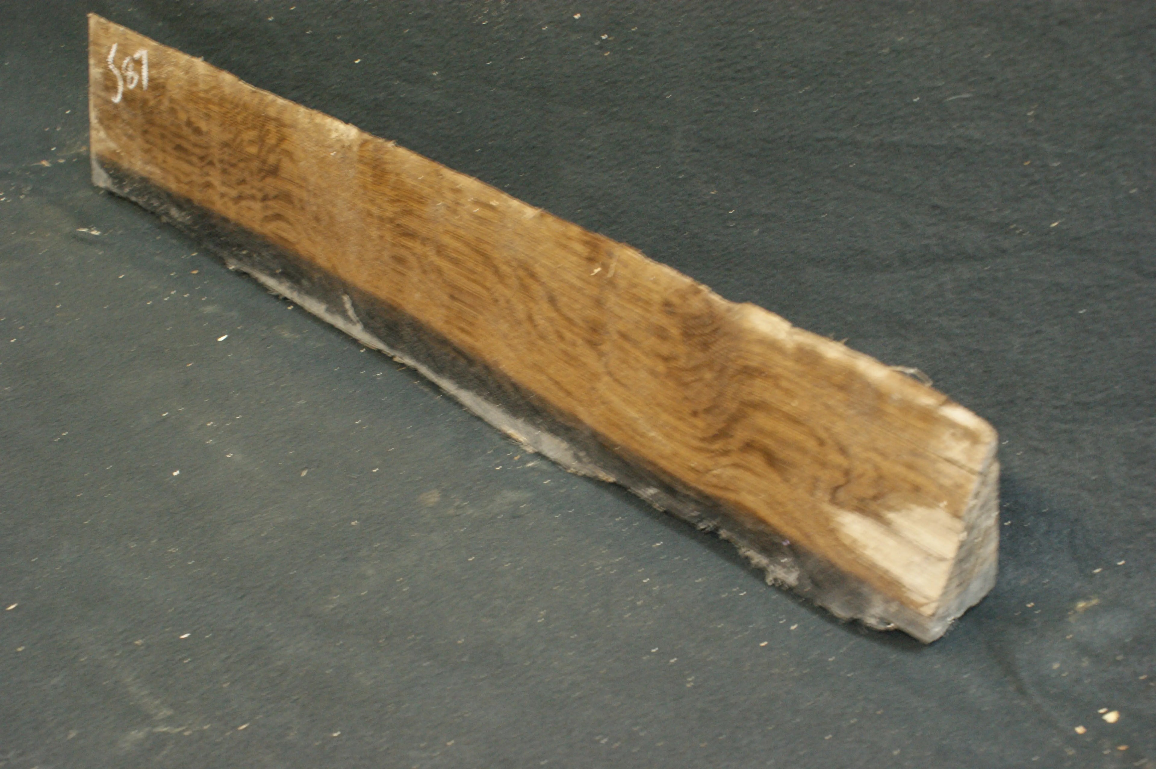 Bog oak 895 L x 145-0 W x 80-65 D mm     (587) Oak & Burr Oak