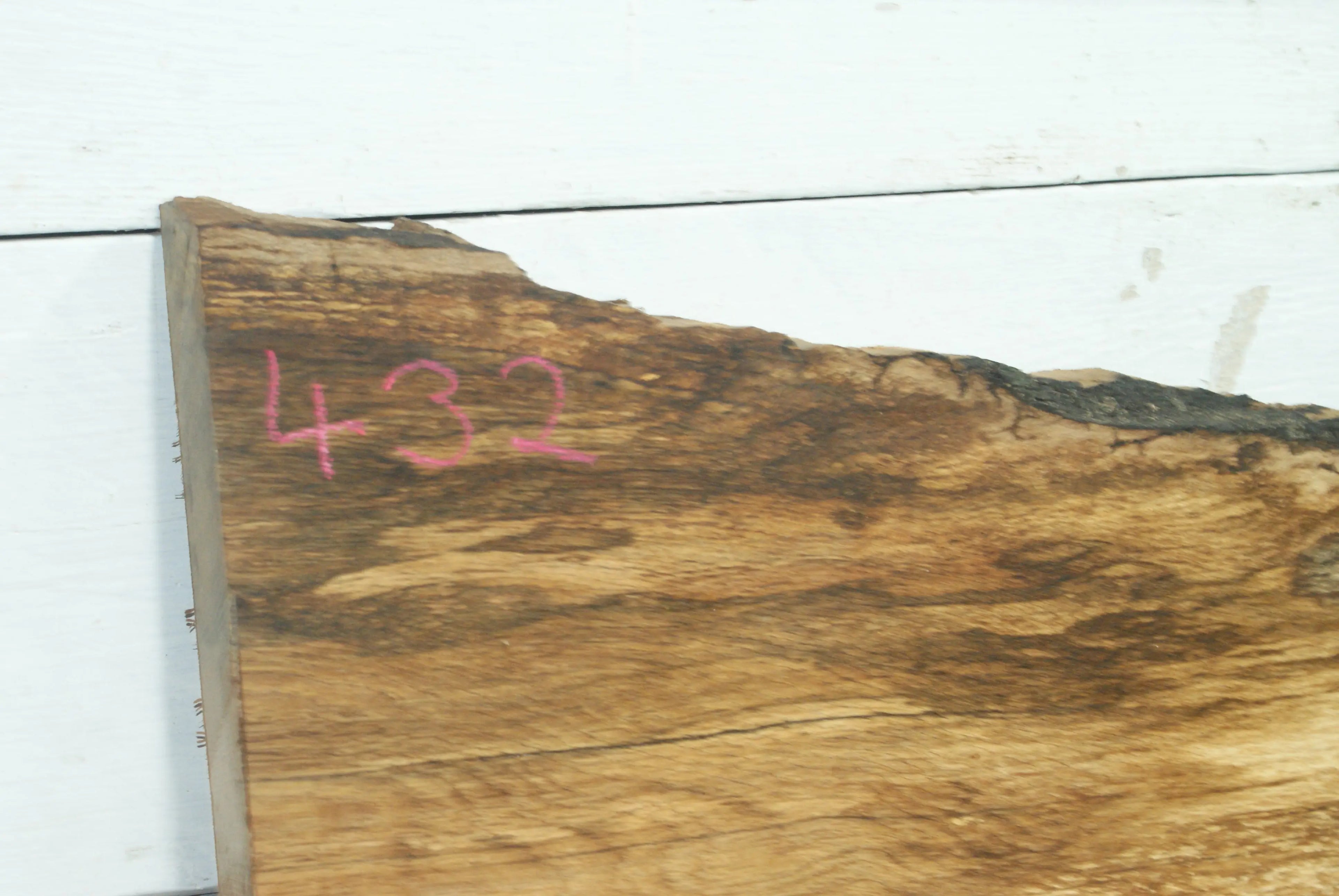 Turkey Oak 1185 L x 410-210 W x 39 D (mm) (432) Oak