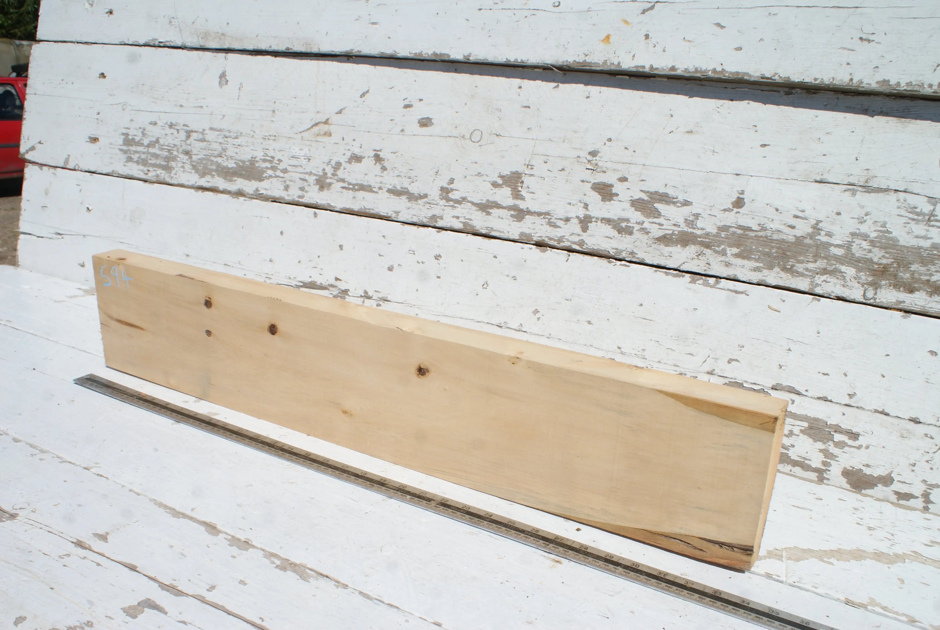 Lime  868 L x 155 W x 41 D (mm)      (594) Lime
