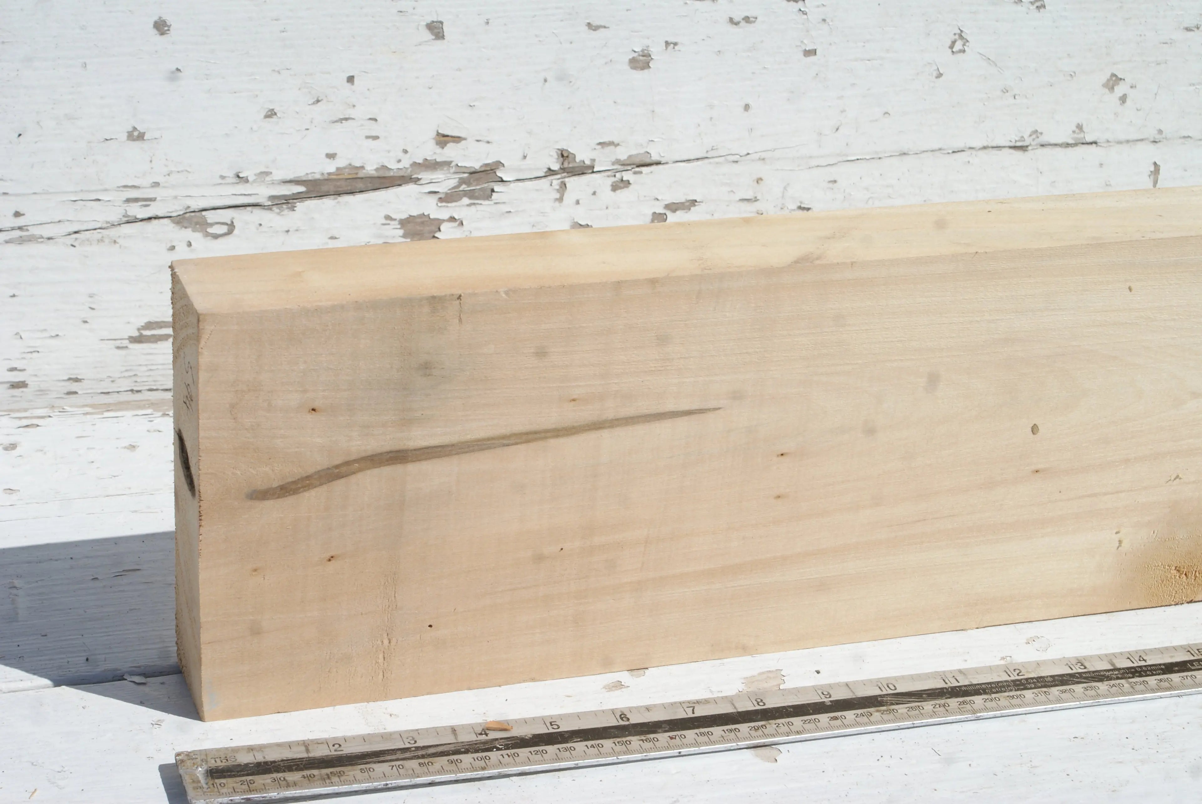 Lime  868 L x 155 W x 41 D (mm)      (594) Lime