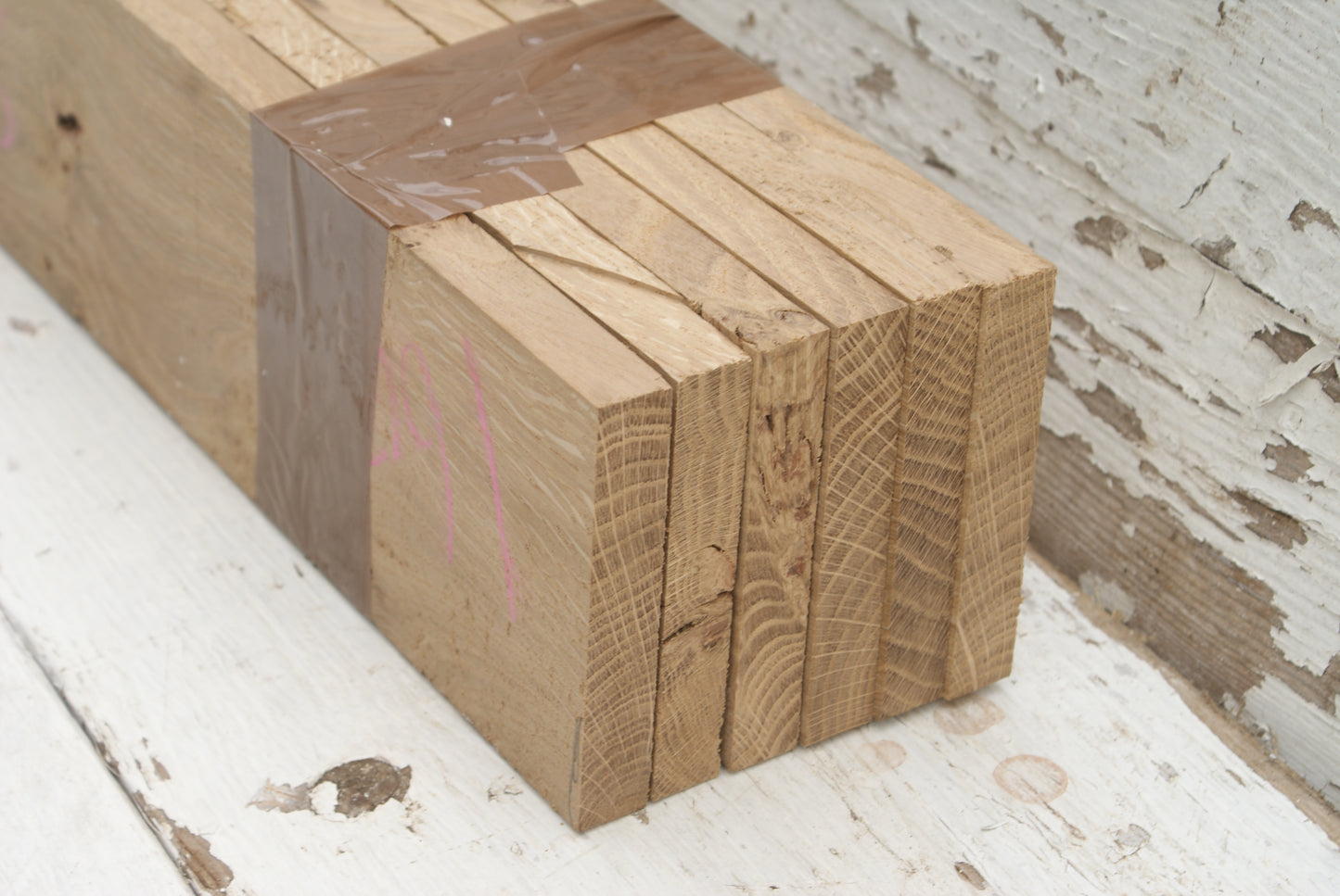 6x Character grade oak pack 800 L x 100 W x 17 D (mm) (624)