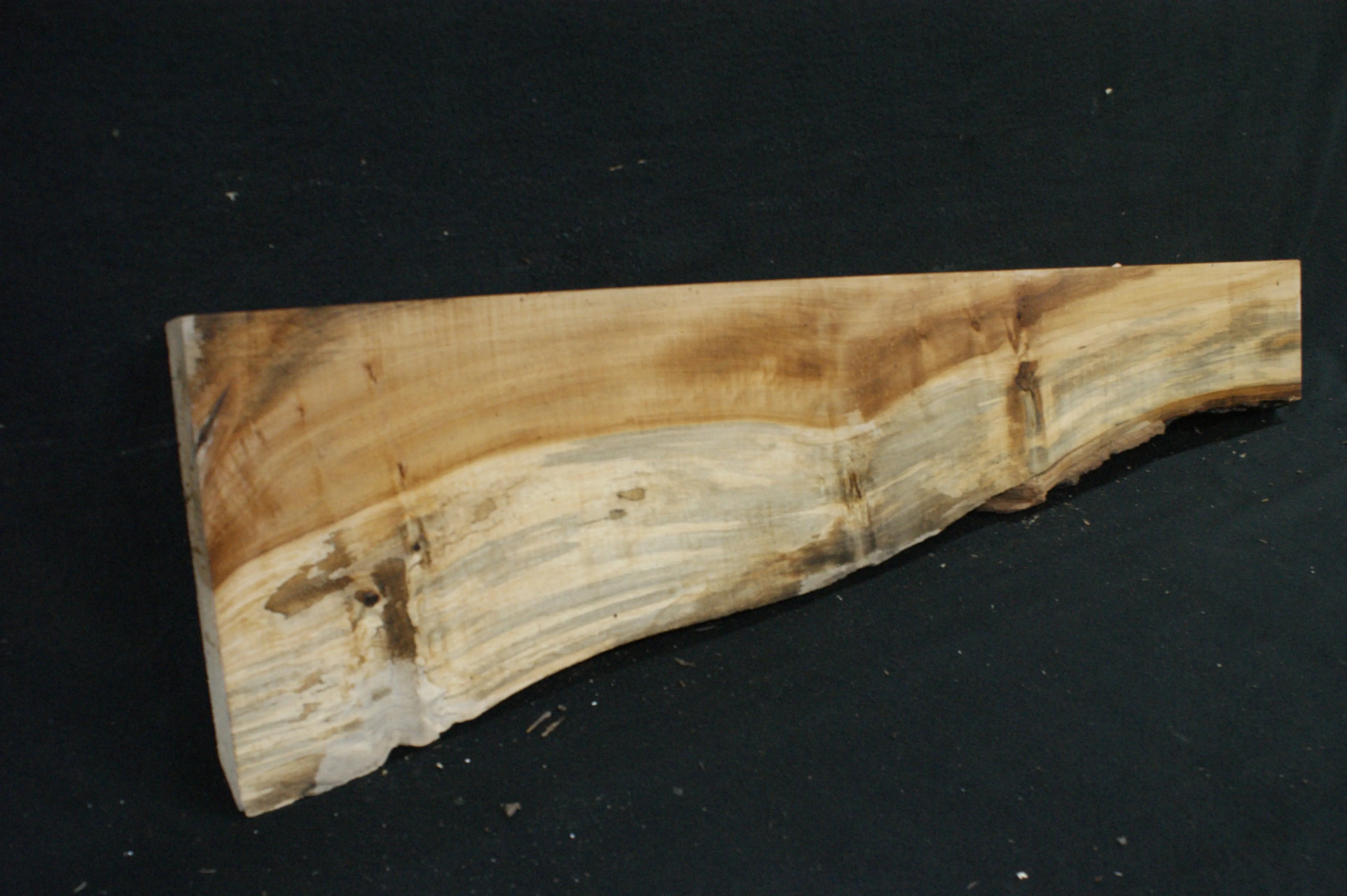 Lime wood   1036 L x 265 - 116 W x 45 D (mm)  (625) Lime