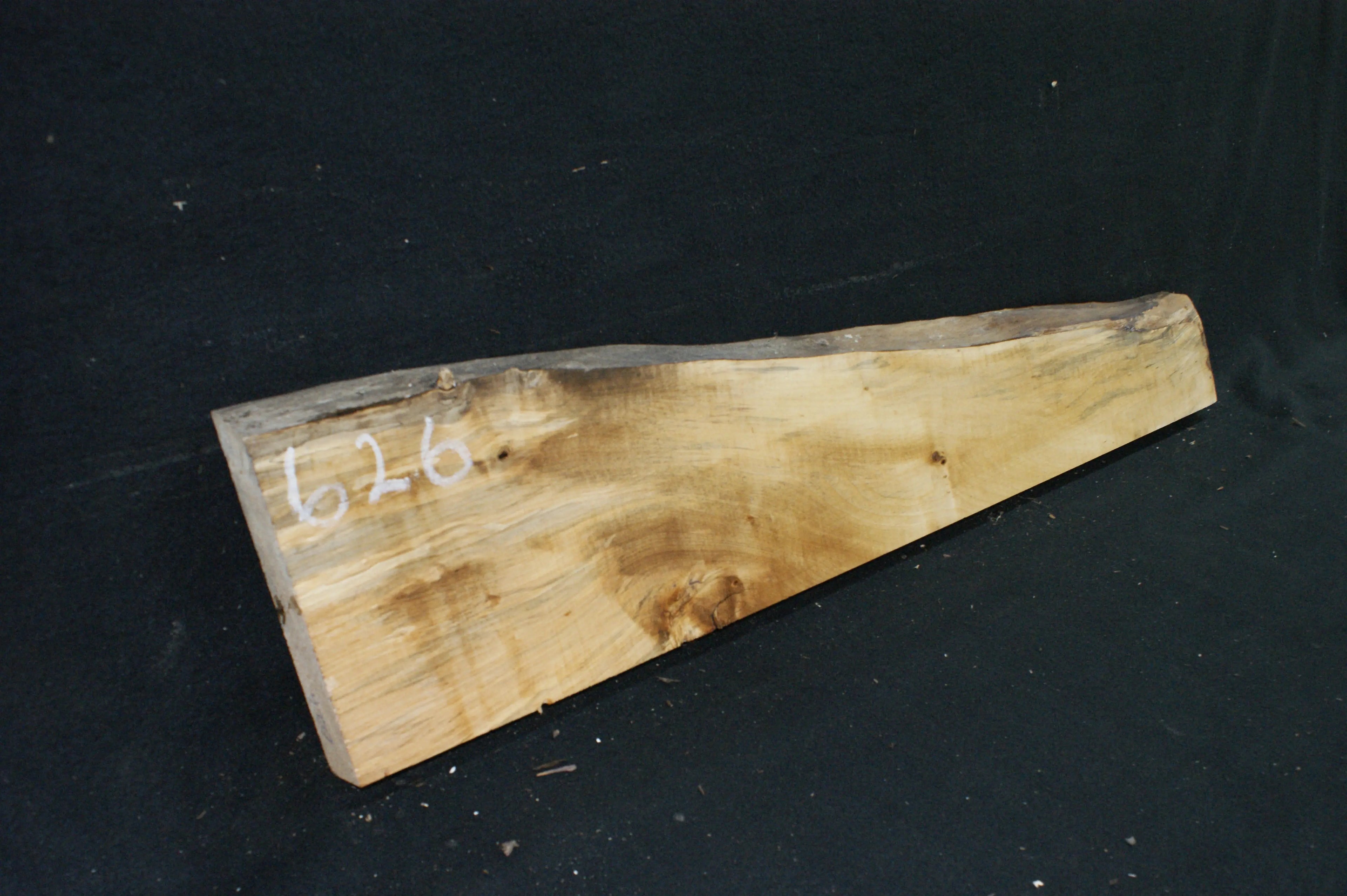 Lime wood  917 L x 209 - 120 W x 41 D    (626) Lime