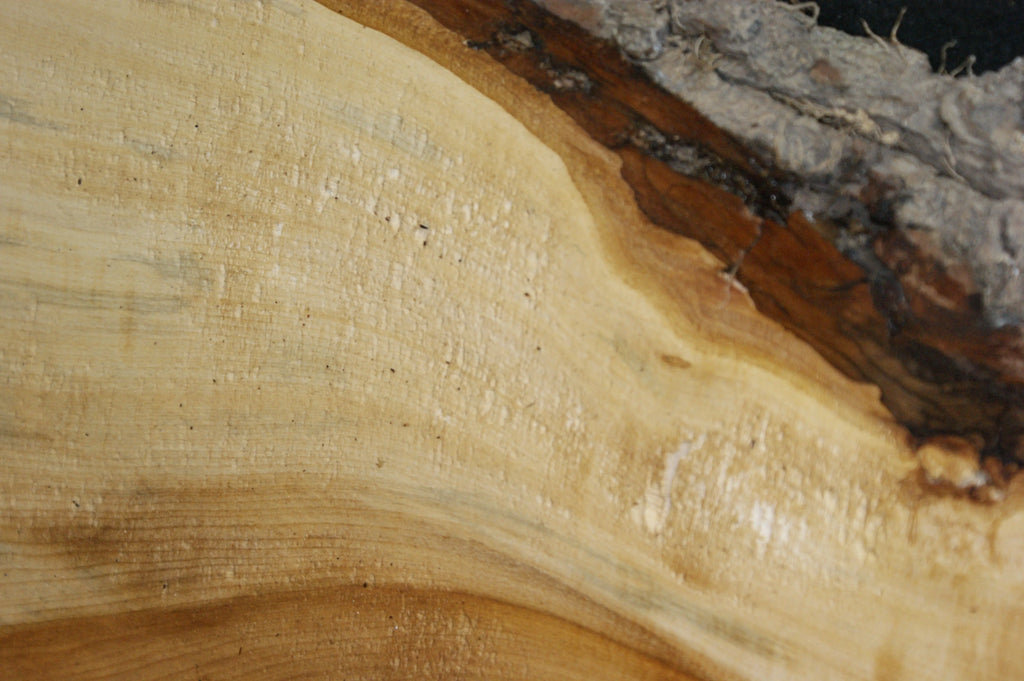 Lime wood   987 L x 270 - 165 W x 41 D (mm)   (627) Lime