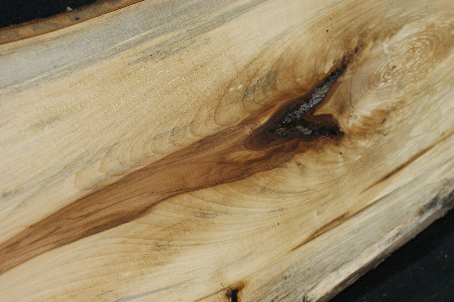 Lime wood     (630)