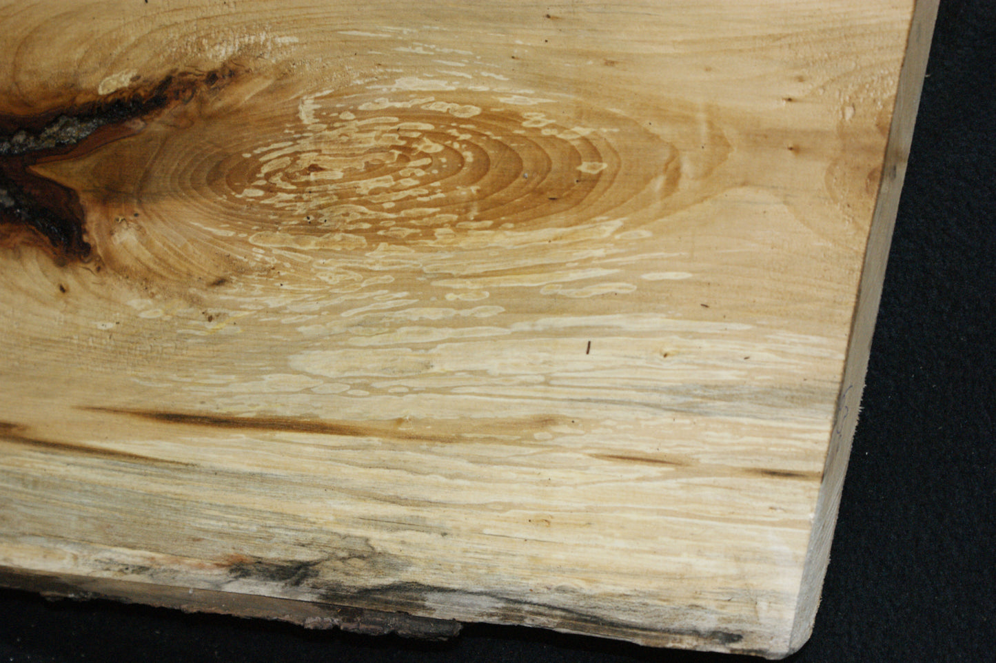 Lime wood     (630)