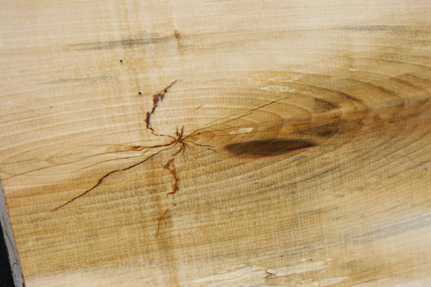 Lime wood     (631)