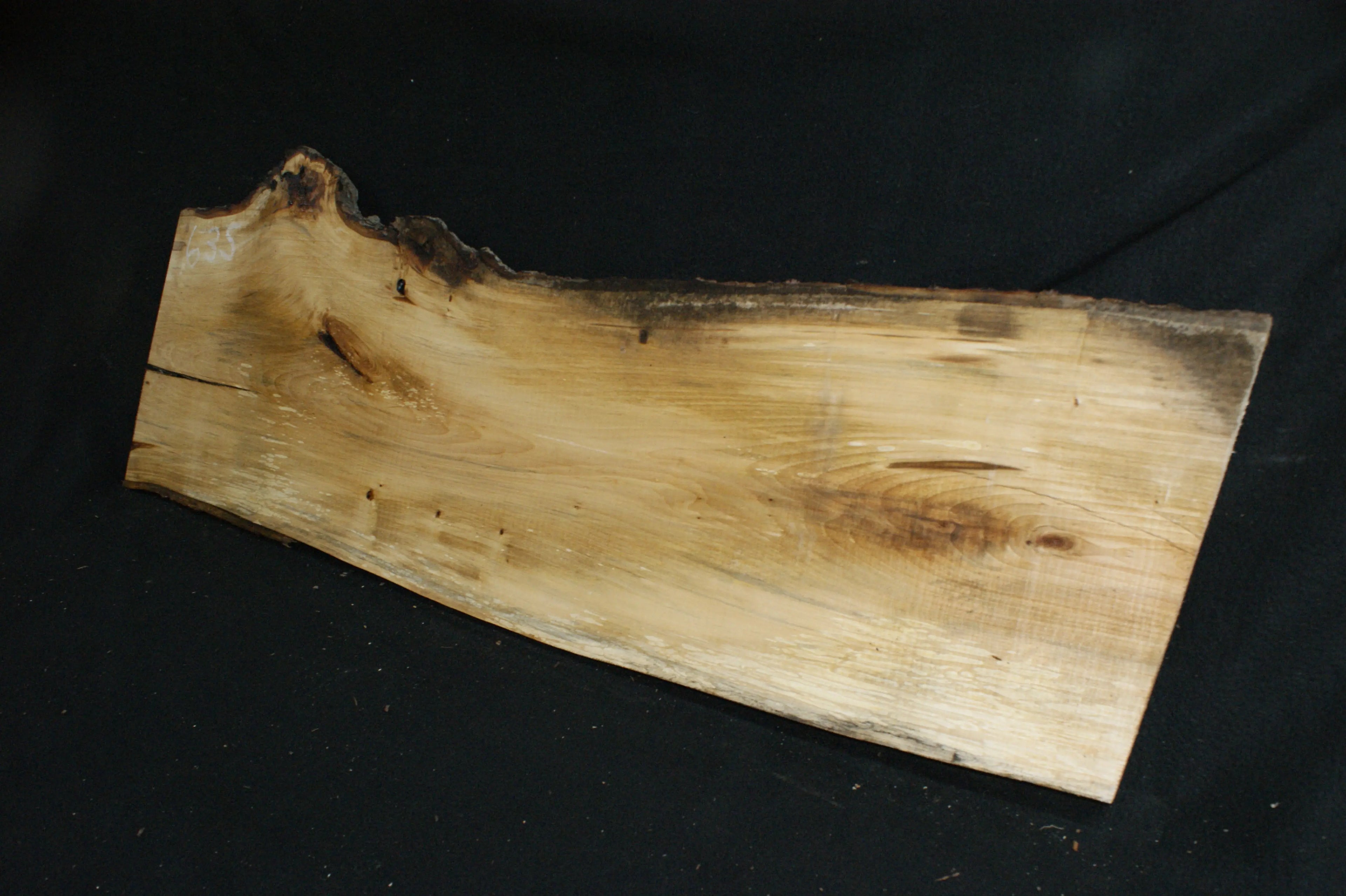 Lime wood  1125 L x 400 - 305 W x 29 D (mm)    (635) Lime