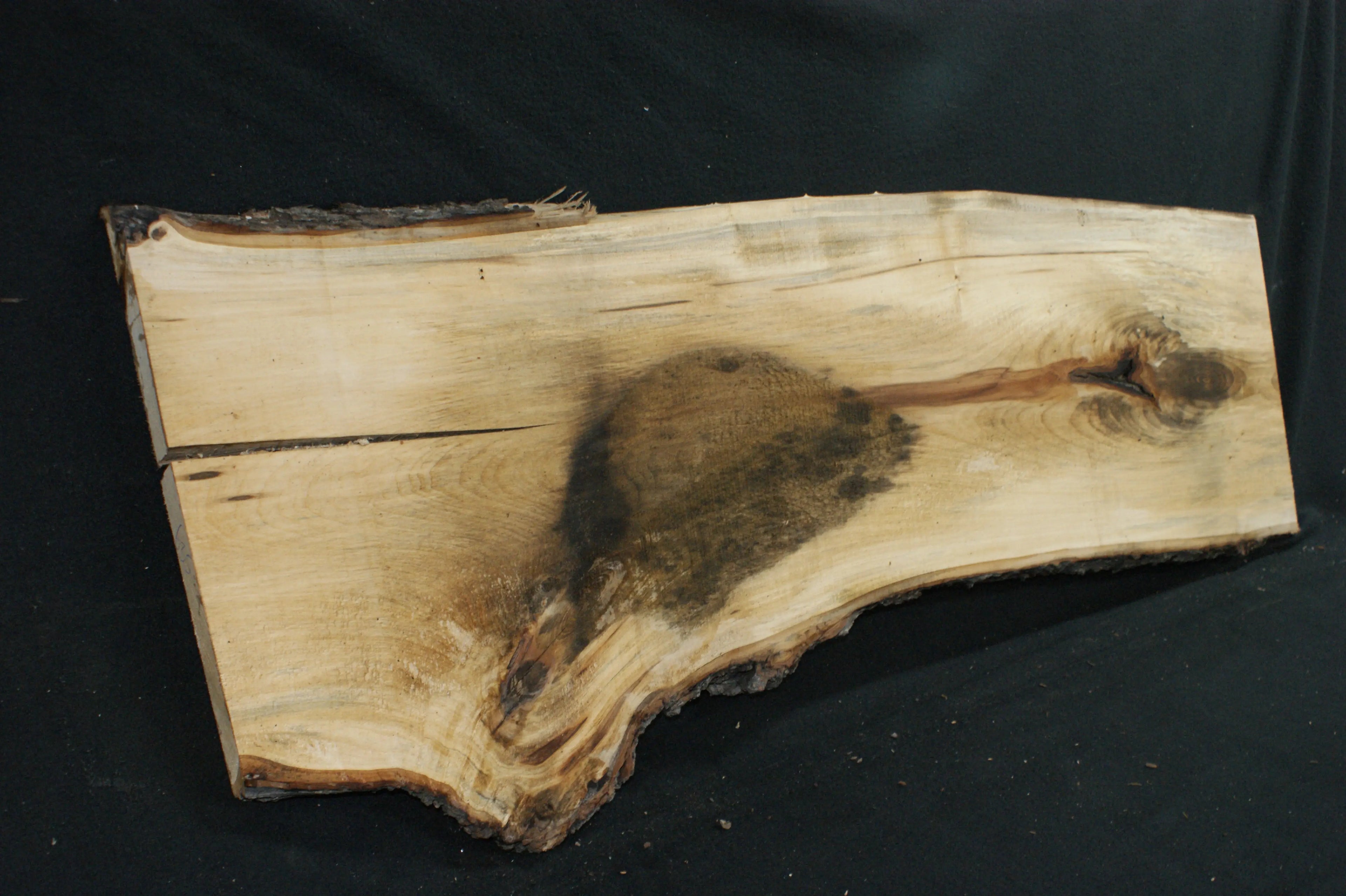 Lime wood  1125 L x 400 - 305 W x 29 D (mm)    (635) Lime