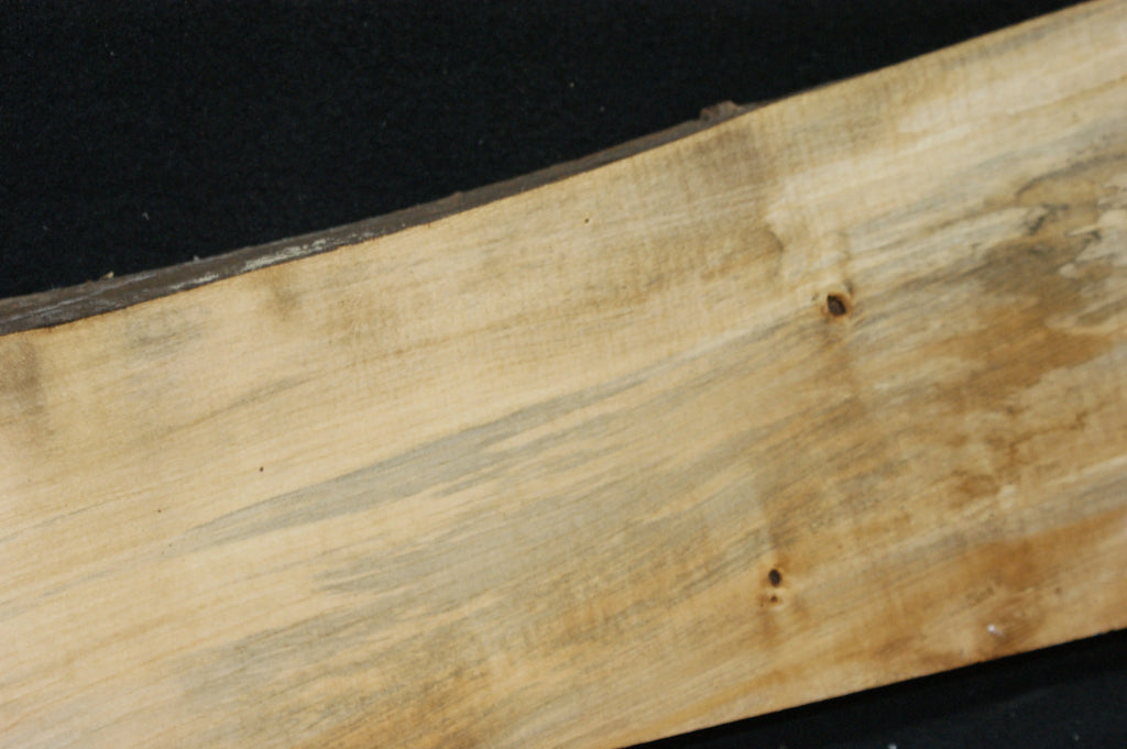 Lime wood, 978 L x 206-123 W x 44 D (mm) shelving, woodcarving, mantel     (688) Lime