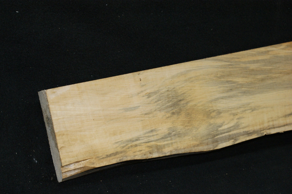 Lime wood, 978 L x 206-123 W x 44 D (mm) shelving, woodcarving, mantel     (688) Lime