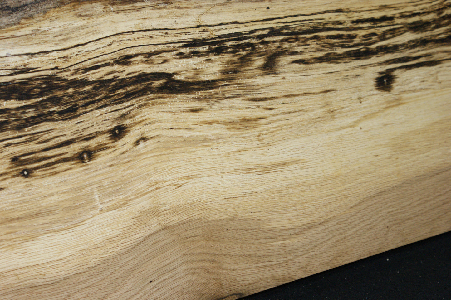 (86) SPALTED TURKEY OAK, 1000 L x 305 W x 45 D mm RUSTIC HARDWOOD, CRAFTS, SHELVING