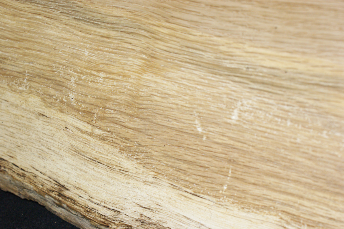 (86) SPALTED TURKEY OAK, 1000 L x 305 W x 45 D mm RUSTIC HARDWOOD, CRAFTS, SHELVING