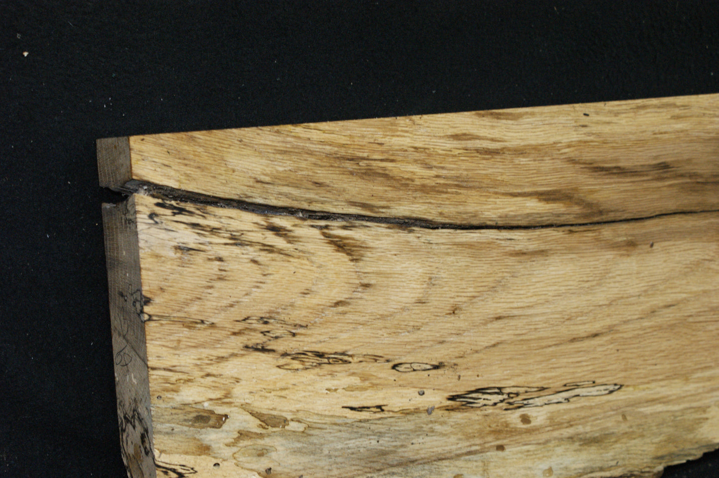 (89) SPALTED TURKEY OAK, 755 L x 255 W x 45 D mm RUSTIC HARDWOOD, CRAFTS, SHELVING