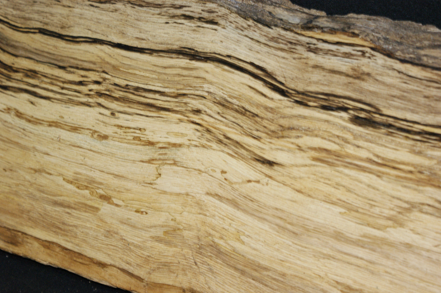 (91) SPALTED TURKEY OAK, 720  L x 280 W x 45 D mm RUSTIC HARDWOOD, CRAFTS, SHELVING