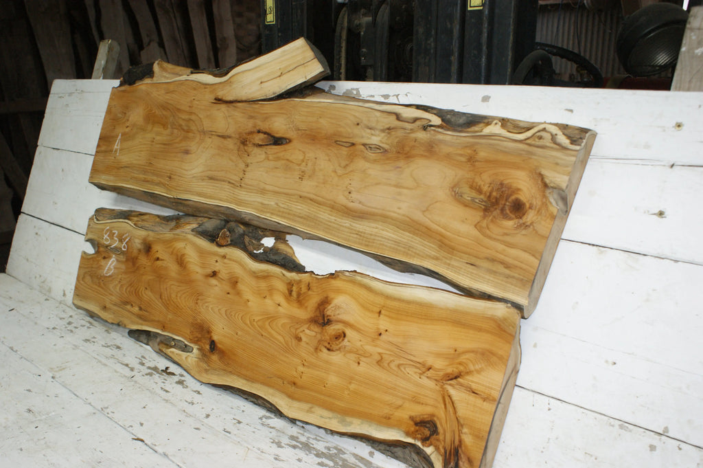 English Yew Resin Table Set 1205 L x 720 W x 45 D (mm)      (838) Yew