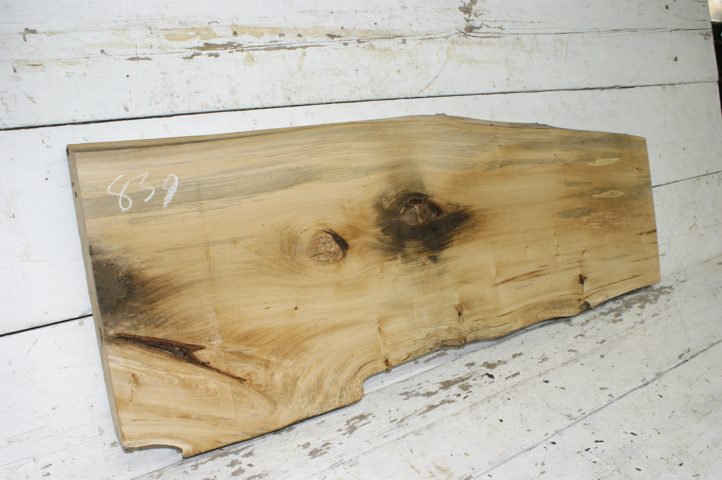 Lime for woodcarving 1110 L x 390 W x 41 D (mm)    (839)