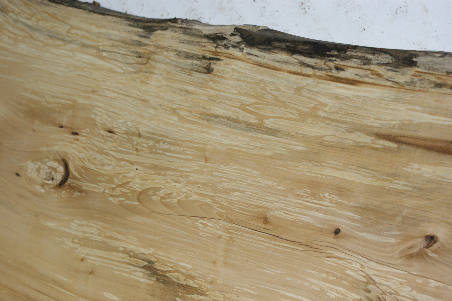 Lime for woodcarving 1110 L x 390 W x 41 D (mm)    (839)