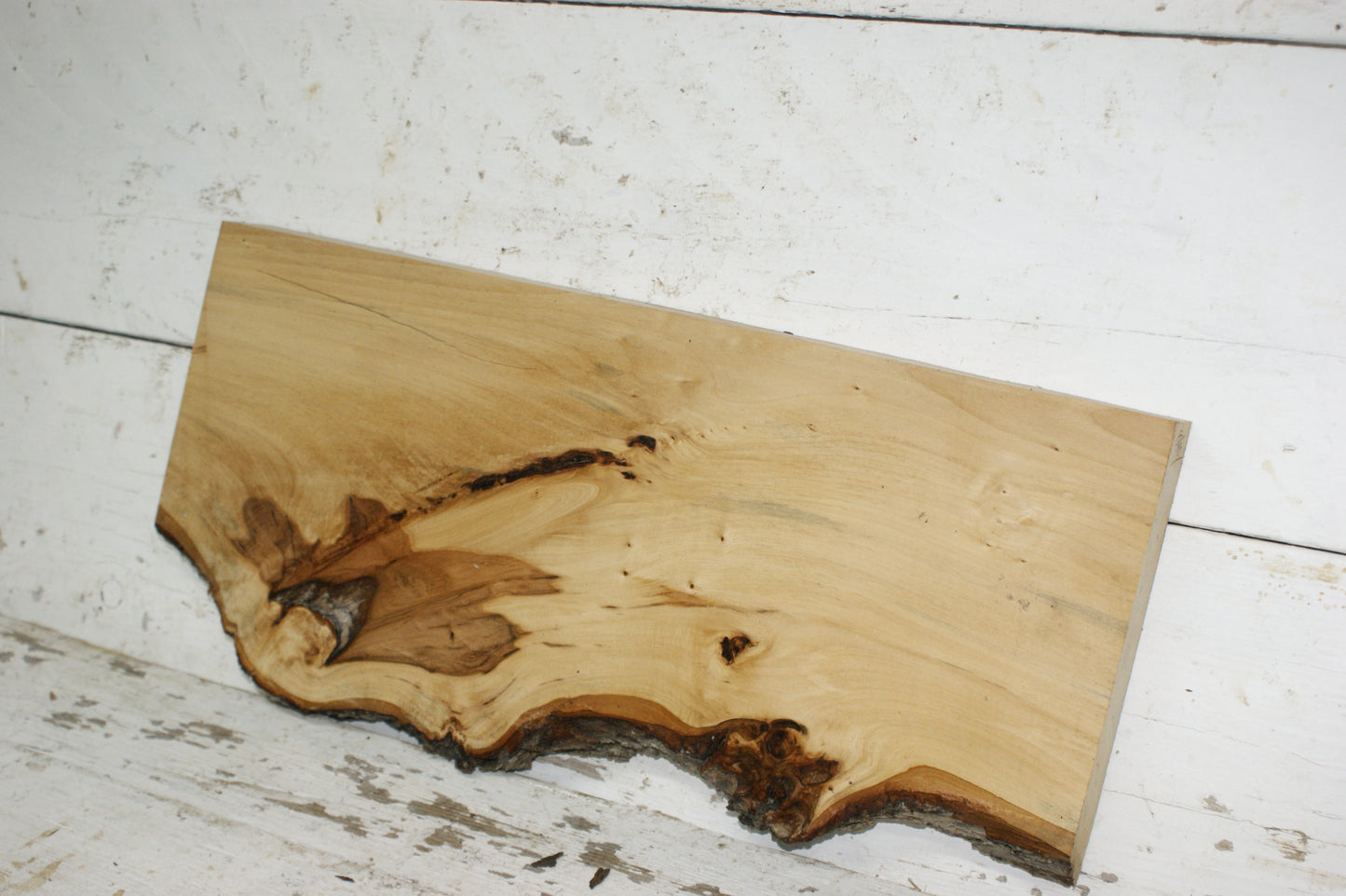 Lime for woodcarving 563 L x 261 W x 36 D (mm)    (840)