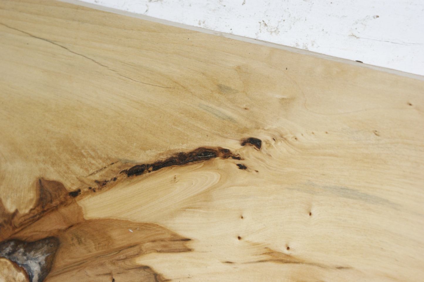 Lime for woodcarving 563 L x 261 W x 36 D (mm)    (840)