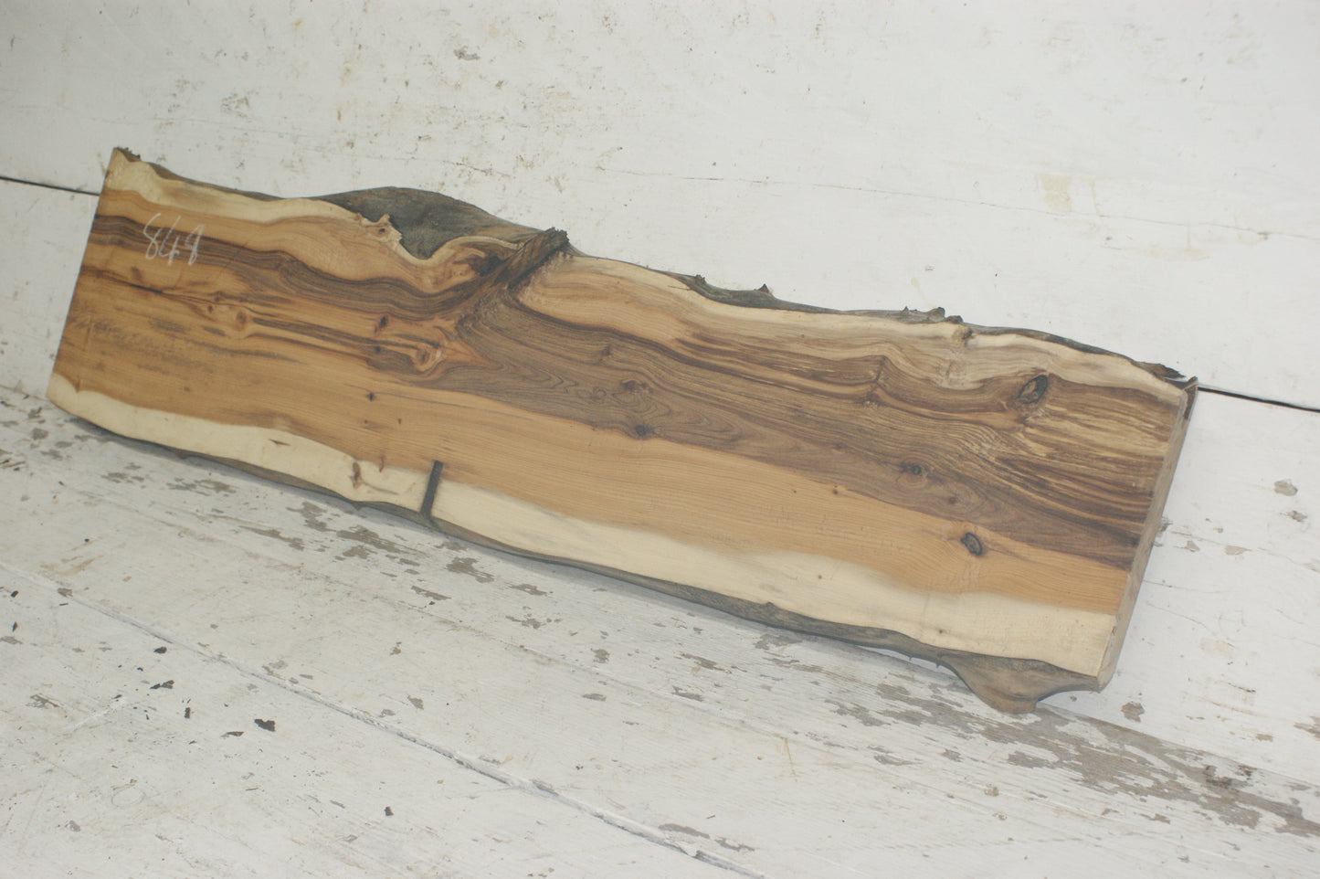 English Yew rustic hardwood 917 L x 242 W x 37 D (mm)      (848)