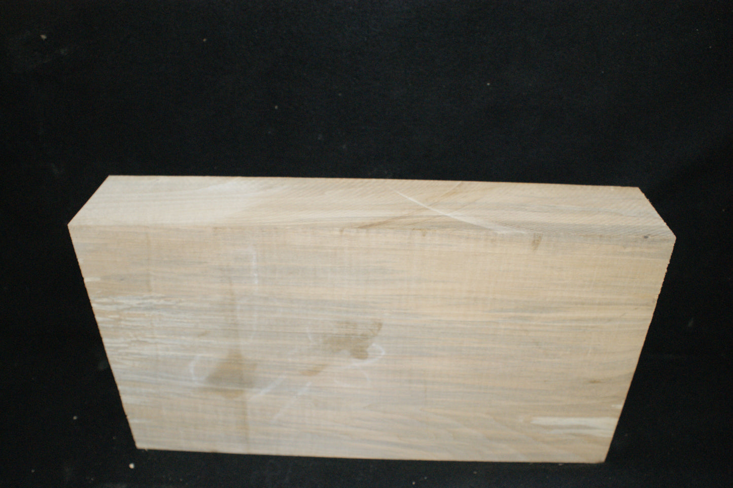 Lime block  for woodcarving & sculpting 473 L x 259 W x 90 D (mm)    (899)