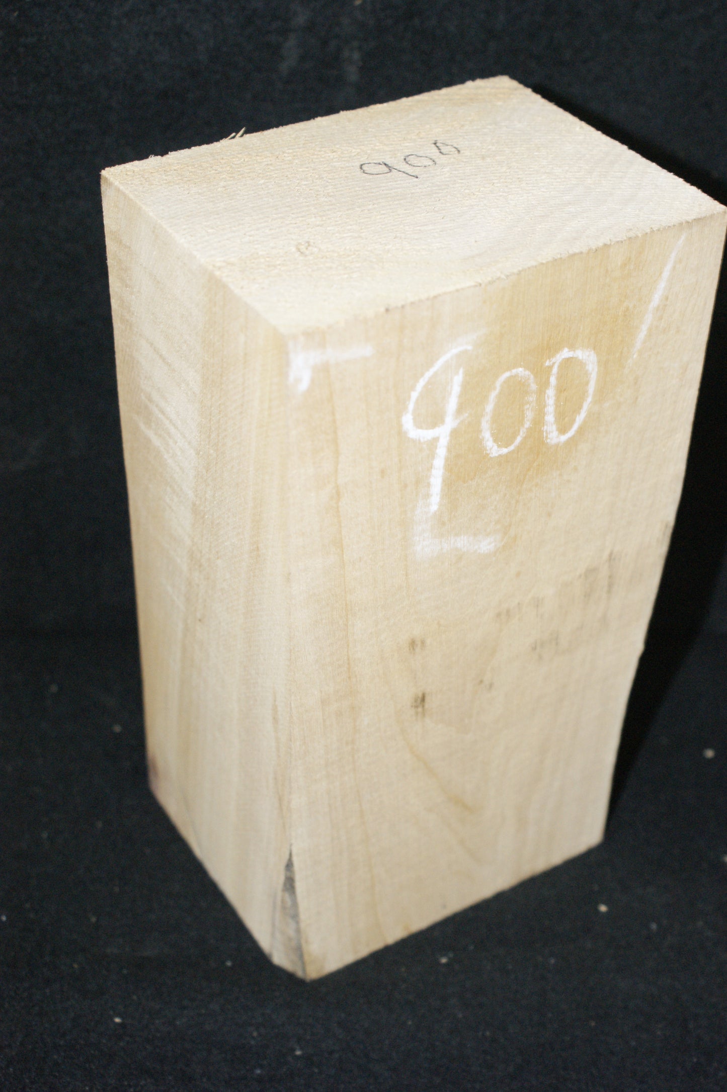 Lime block  for woodcarving & sculpting 205 L x 114 W x 87 D (mm)    (900)