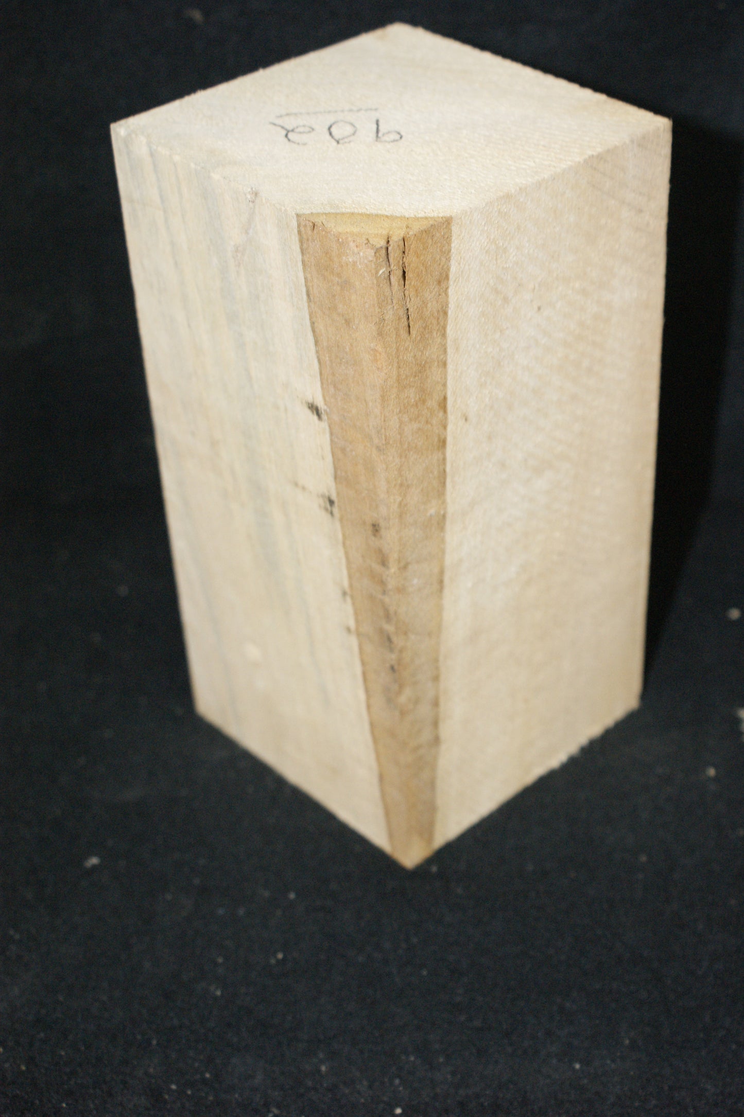 Lime block  for woodcarving & sculpting 175 L x 90 W x 90 D (mm)    (902)