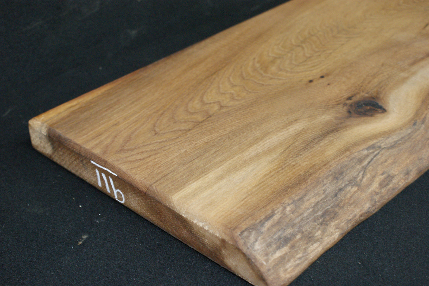 Hardwood Elm Chopping Block 615 L x 315 W x 35 D (mm) (911)