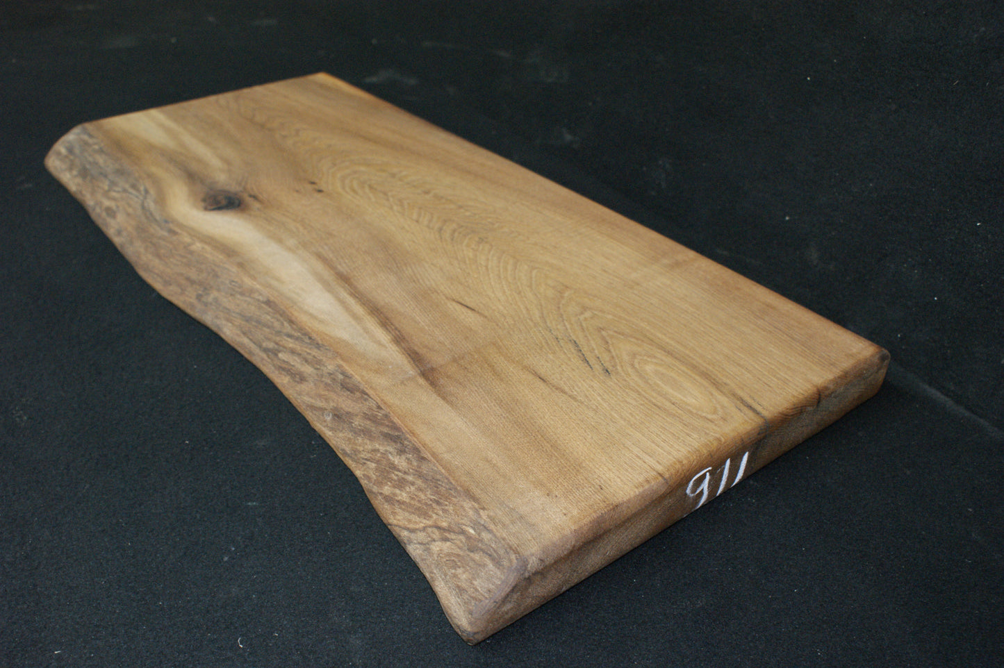 Hardwood Elm Chopping Block 615 L x 315 W x 35 D (mm) (911)