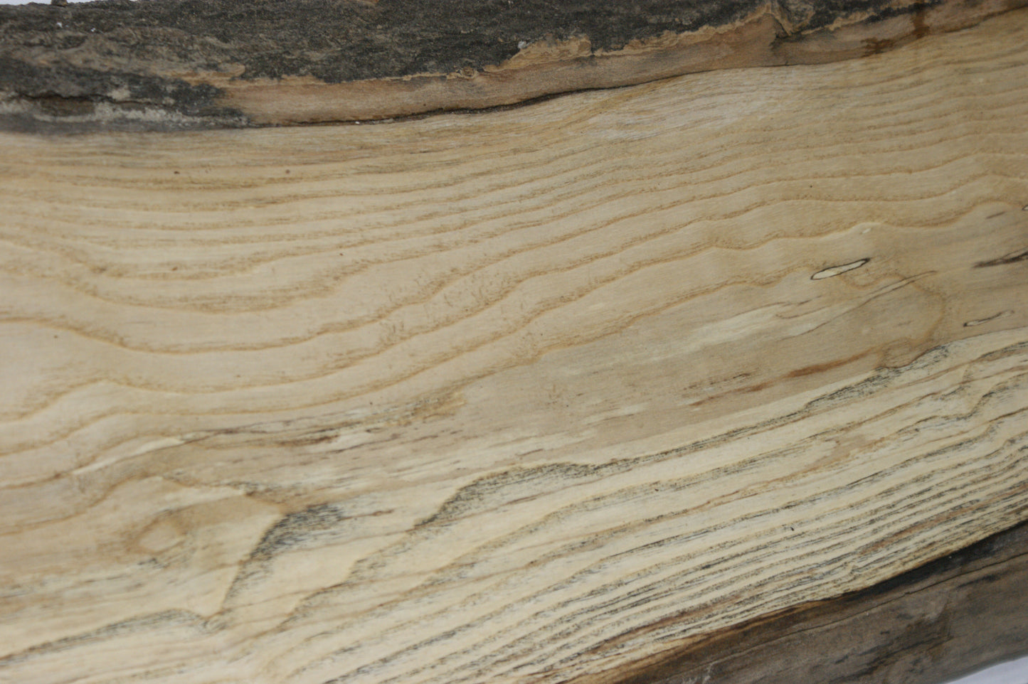 English Ash hardwood board 1067 L x 311 W x 40 D (mm)      (932)