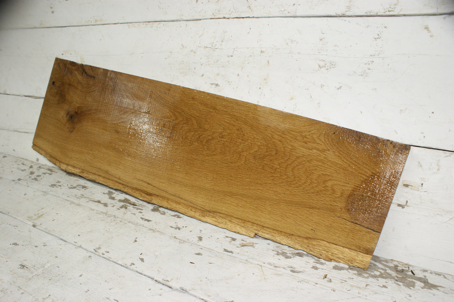 OAK HARDWOOD PLANK, CRAFTS, SHELVING  965 L x 293 W x 37 D mm (933)