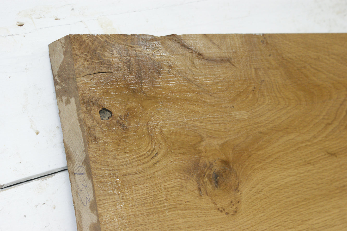 OAK HARDWOOD PLANK, CRAFTS, SHELVING  965 L x 293 W x 37 D mm (933)