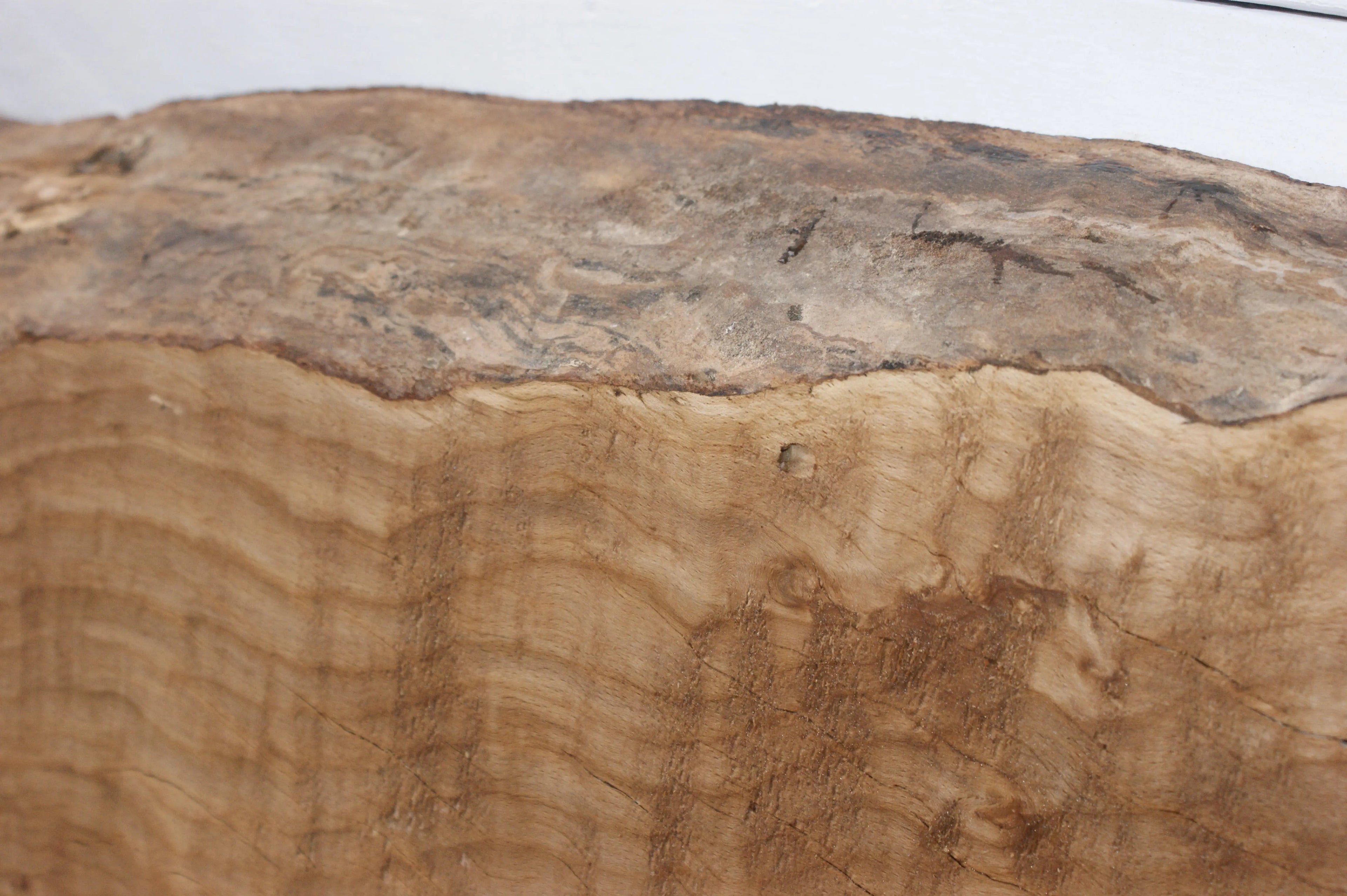 Beech  955 L x 396 - 305  W x 76 D (mm)    ( 102) spalted beech