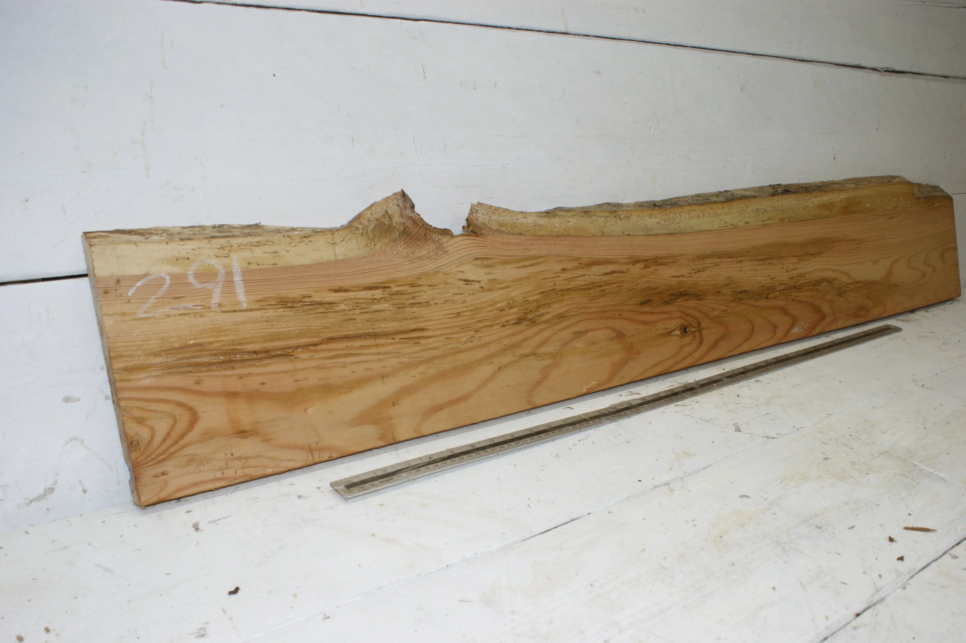 AIR DRIED LARCH, 1479 L x 235 - 214 W x 24 D (mm) SOFTWOOD (291) Larch
