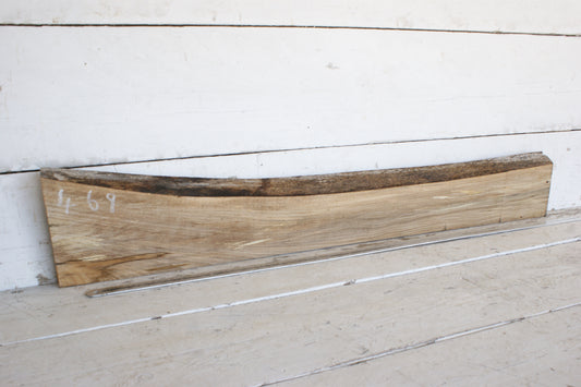(469) SPALTED BEECH, HARDWOOD 1028 L x 190 - 131 W x 37 D (mm)