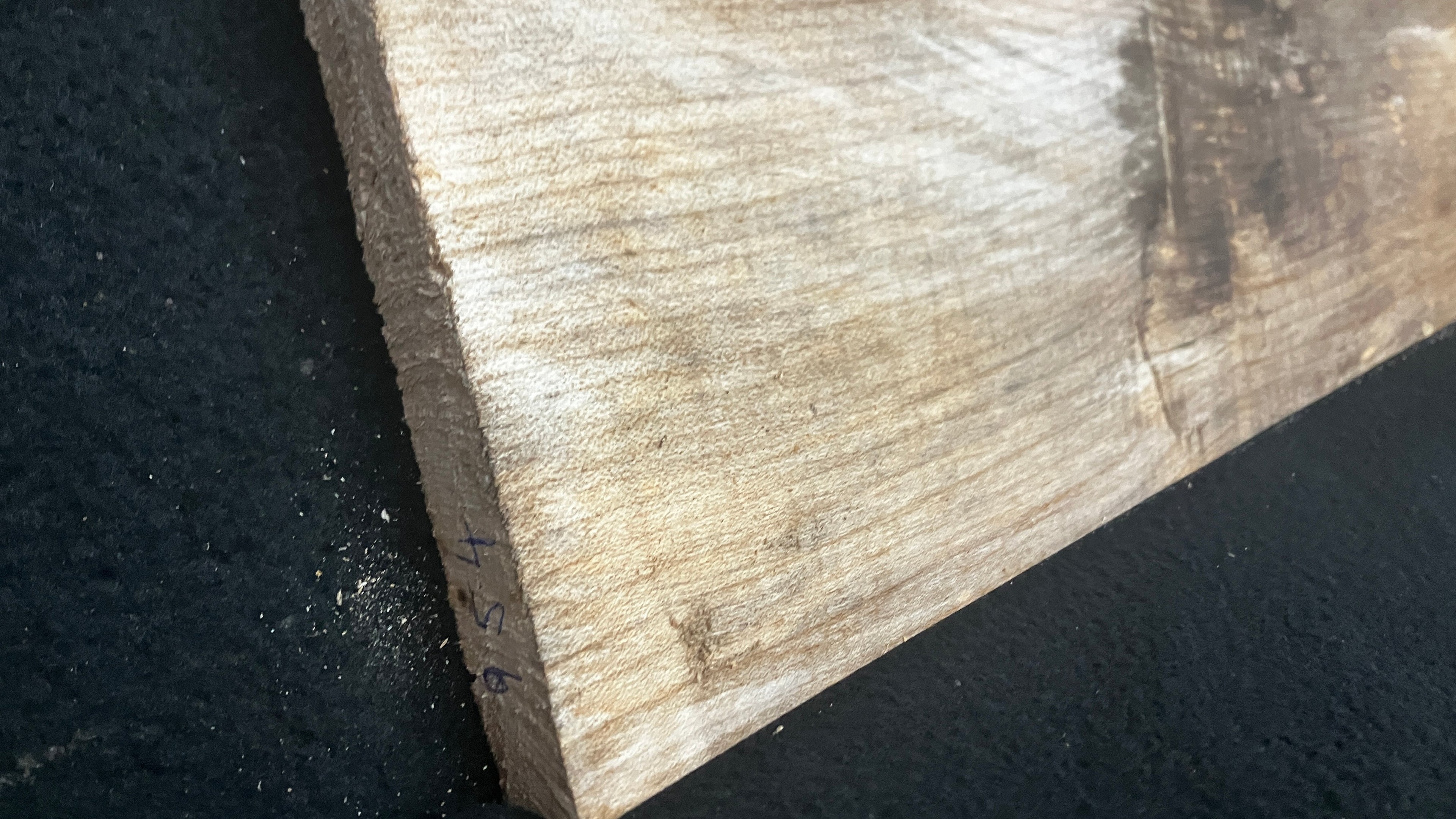 Sycamore tone wood, craft wood 621 L x 207 W x 20 D (mm)    (954)