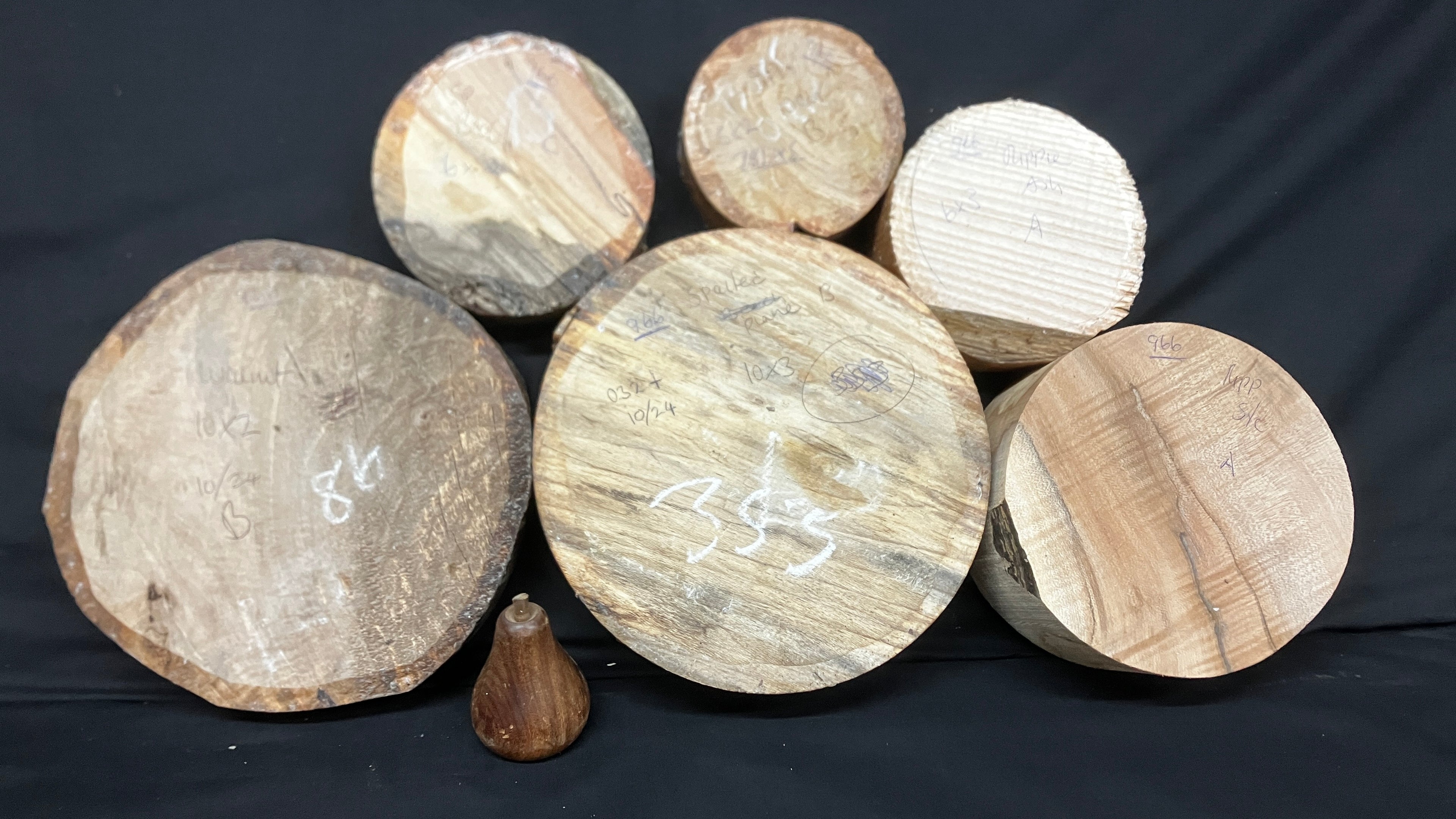 x6 mixed grade and mixed dry hardwood turning blank bundles  (966)